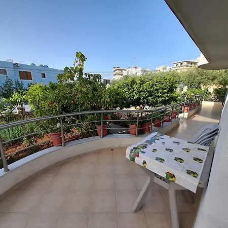 Apartment Meleqi *