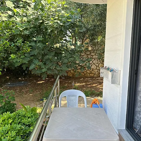 Διαμέρισμα Meleqi *