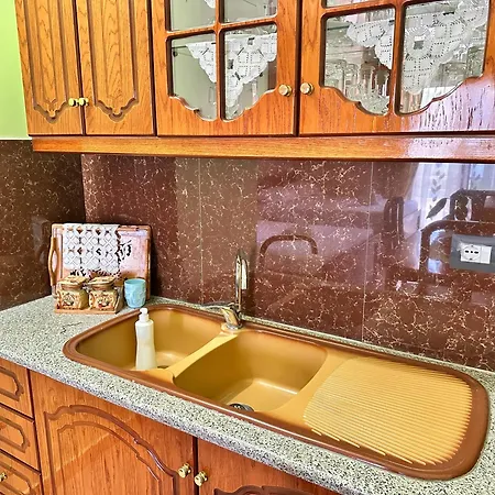 Apartamento Meleqi *