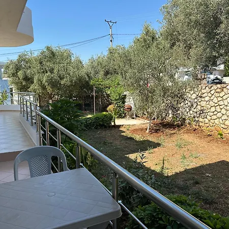 Meleqi Apartamento