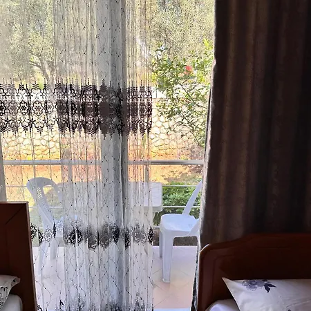 Meleqi Apartman Ksamil