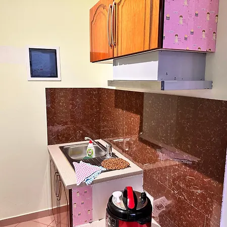 Apartamento Meleqi *